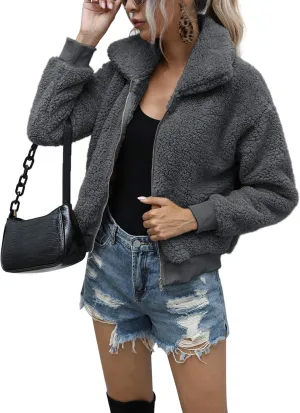 AKEWEI Women's Short Faux Fur Coat Casual Shaggy Jacket with Pockets Warm Winter Zip-Up Fluffy Outwear