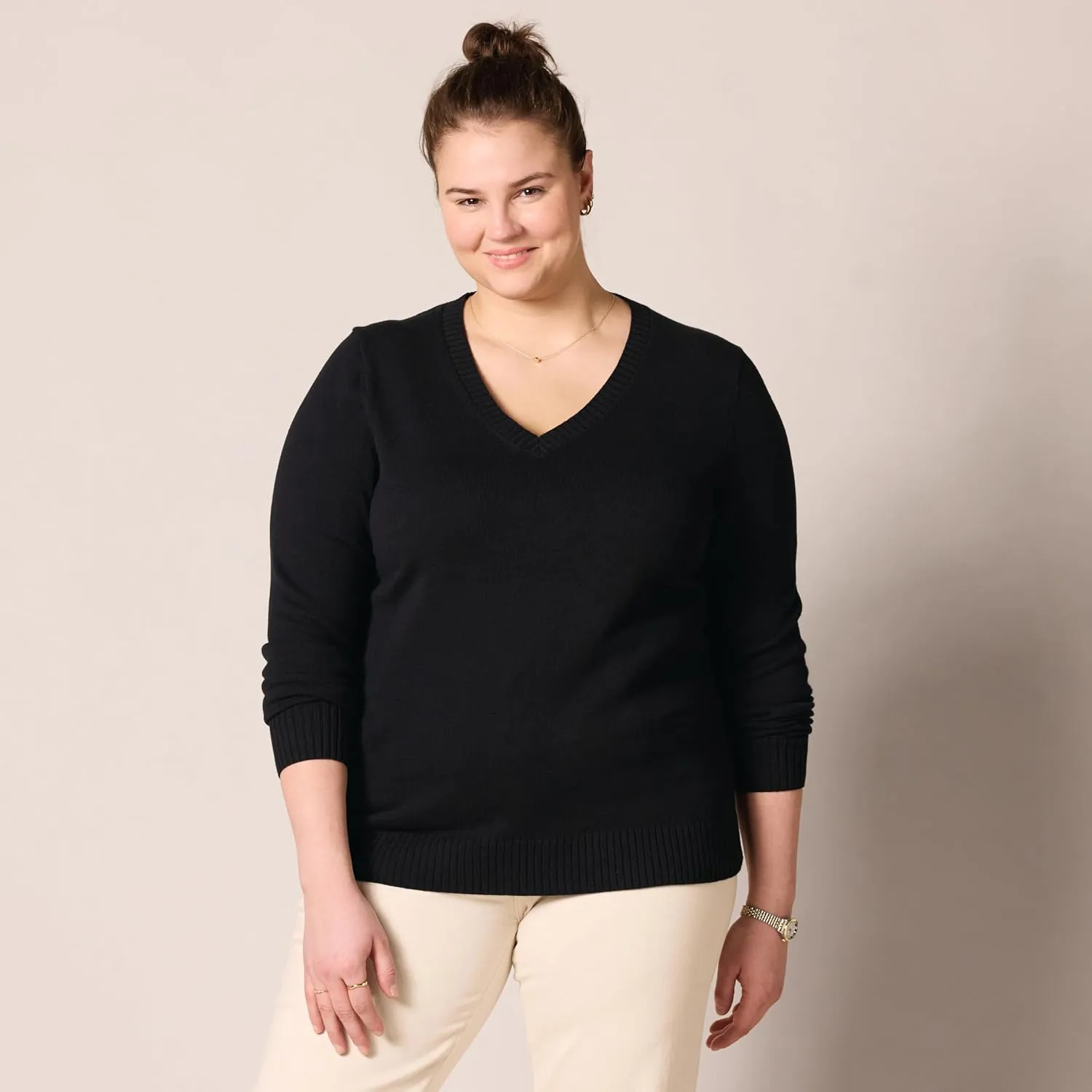 Amazon Essentials Women's 100% Cotton Long-Sleeve V-Neck Sweater