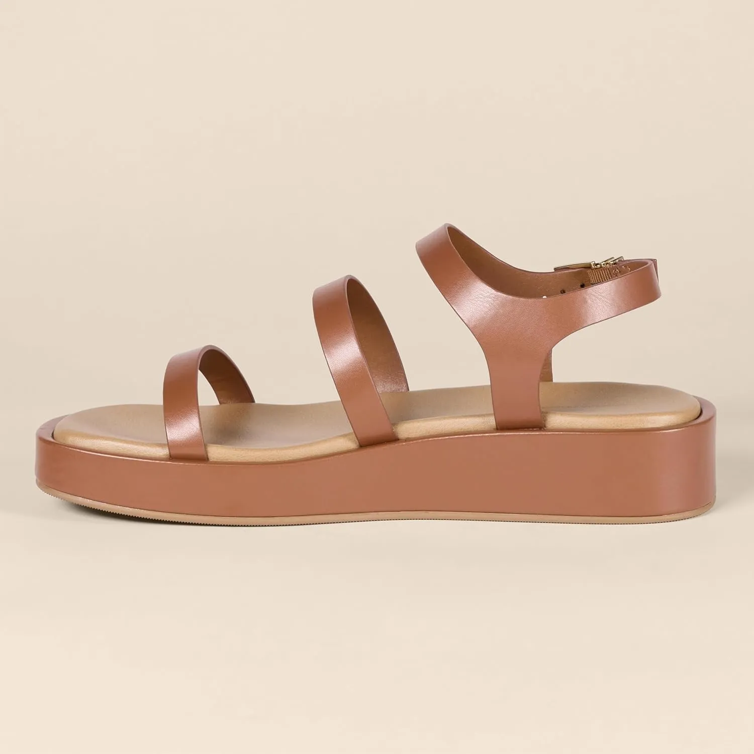 Amazon Essentials Women's Strappy Flatform Sandals