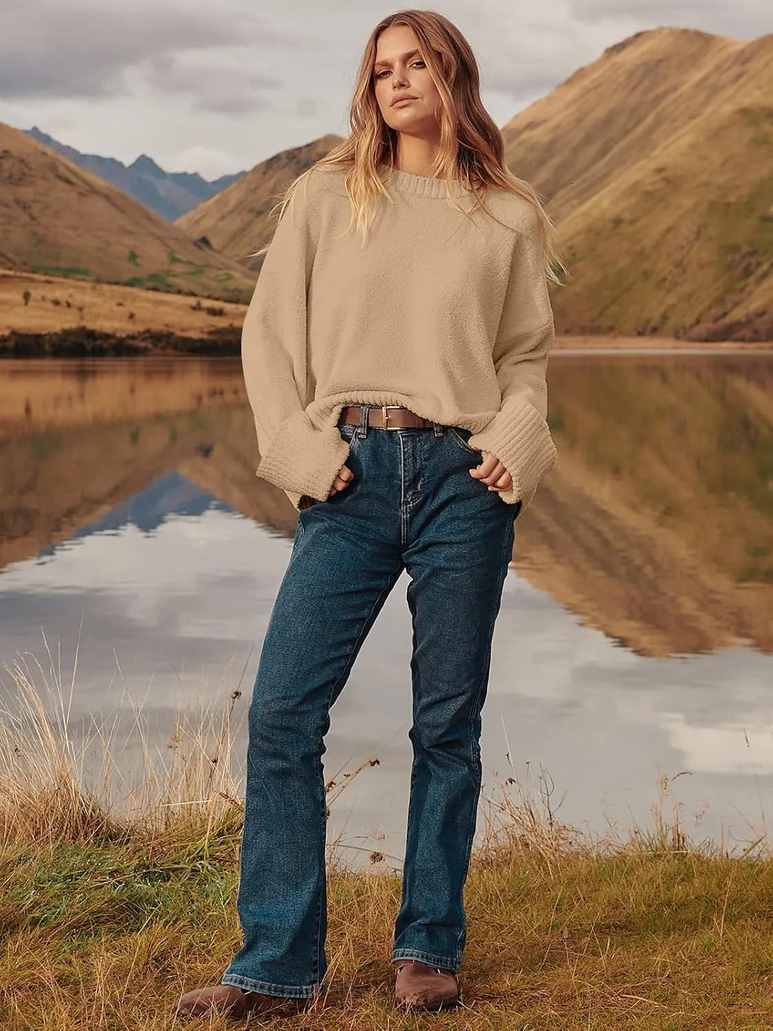 ANRABESS Women's Oversized Crewneck Long Sleeve Fuzzy Knit Casual Chunky Warm 2025 Fall Pullover Sweaters Top Trendy Outfits