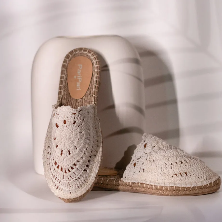 Camellias Crochet Espadrilles Flats