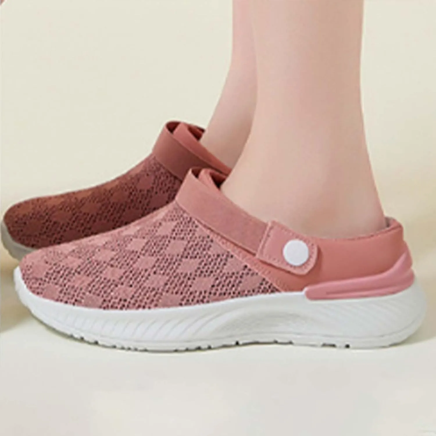 Clogs for Women Lightweight Breathable Sandals Comfortable Walking Shoes Air Cushion Platform Mesh Mules Outdoor Beach Pool Exercise Shoe Knit Open Back Slip on Shoes