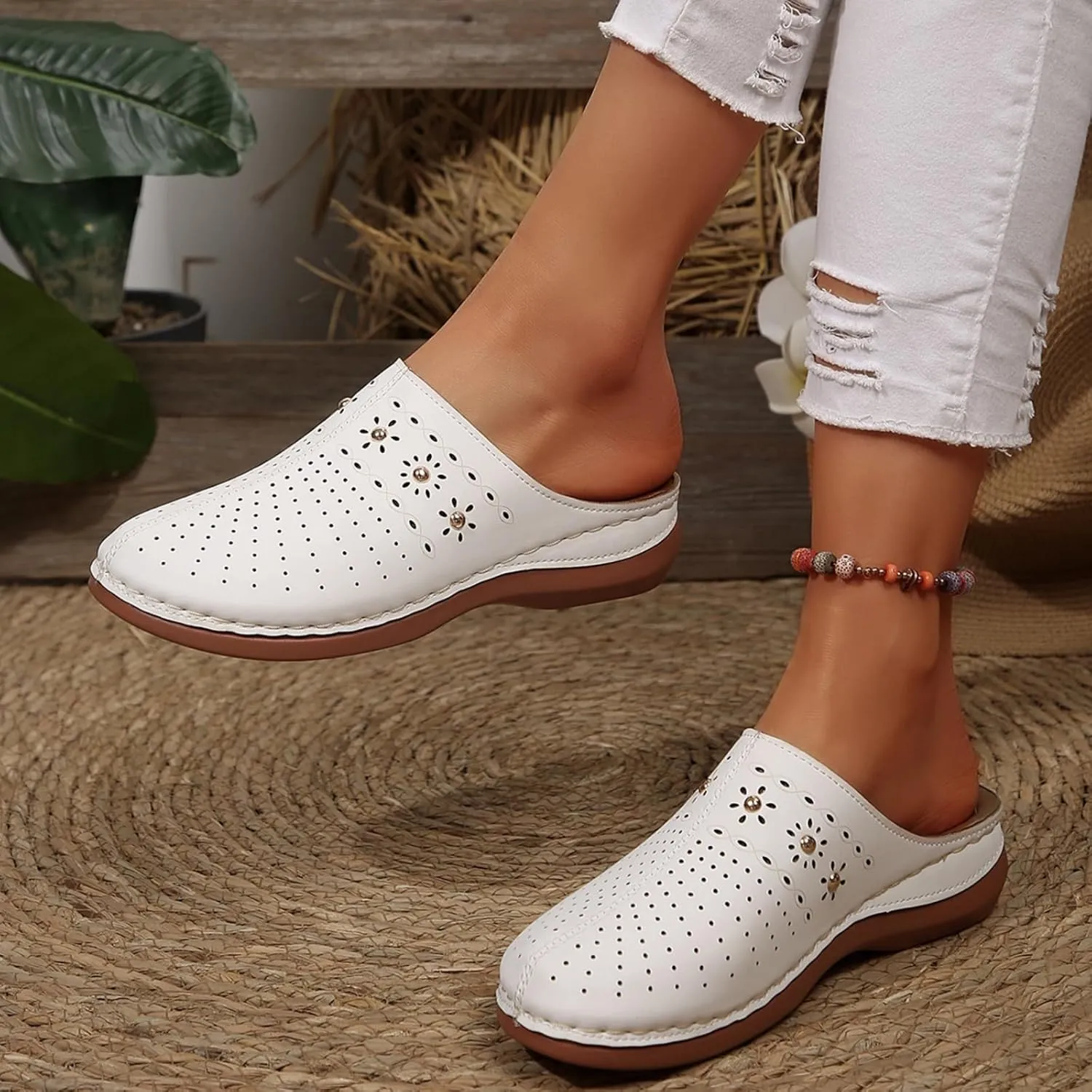 Clogs for Women Mules Slip-On Closed Toe Clog Comfortable Orthopedic Sandals Slingback Soft Cushion Slippers Beach Walking Shoes for Summer Outdoor Casual