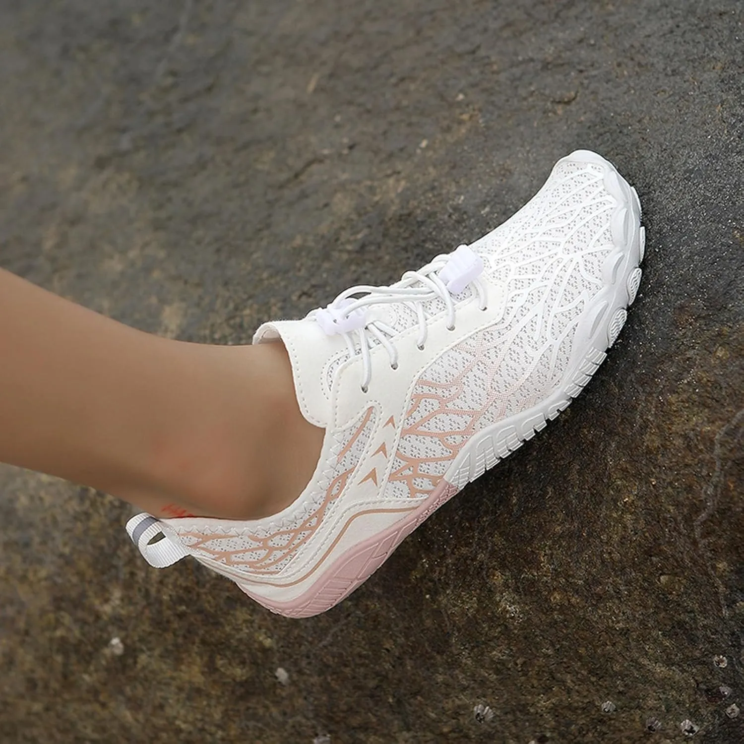 Couples All Seasons Five Finger Water Shoes Swimming Shoes Men and Women Platform Athletic Shoes for Women