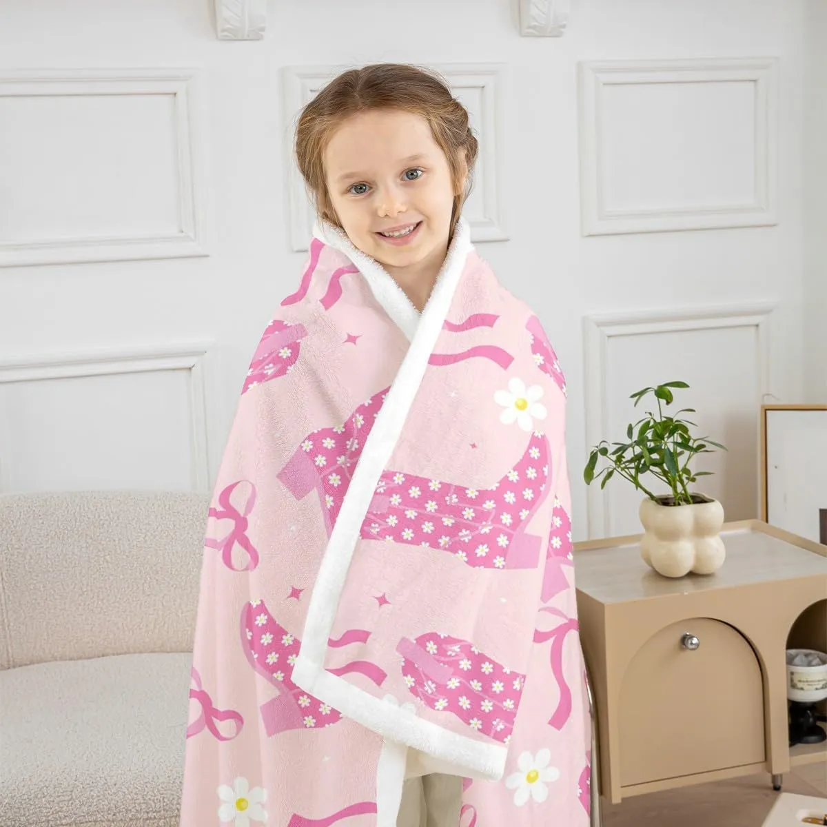 Cowgirls Throw Blanket Pink Cowboy Boots Cute Bows Fleece Blanket, Pink Bowknot Boots Western Cozy Throws for Bed Couch Sofa, Kids Women Princess Room Decor, Soft and Breathable(50 x 60 Inches)