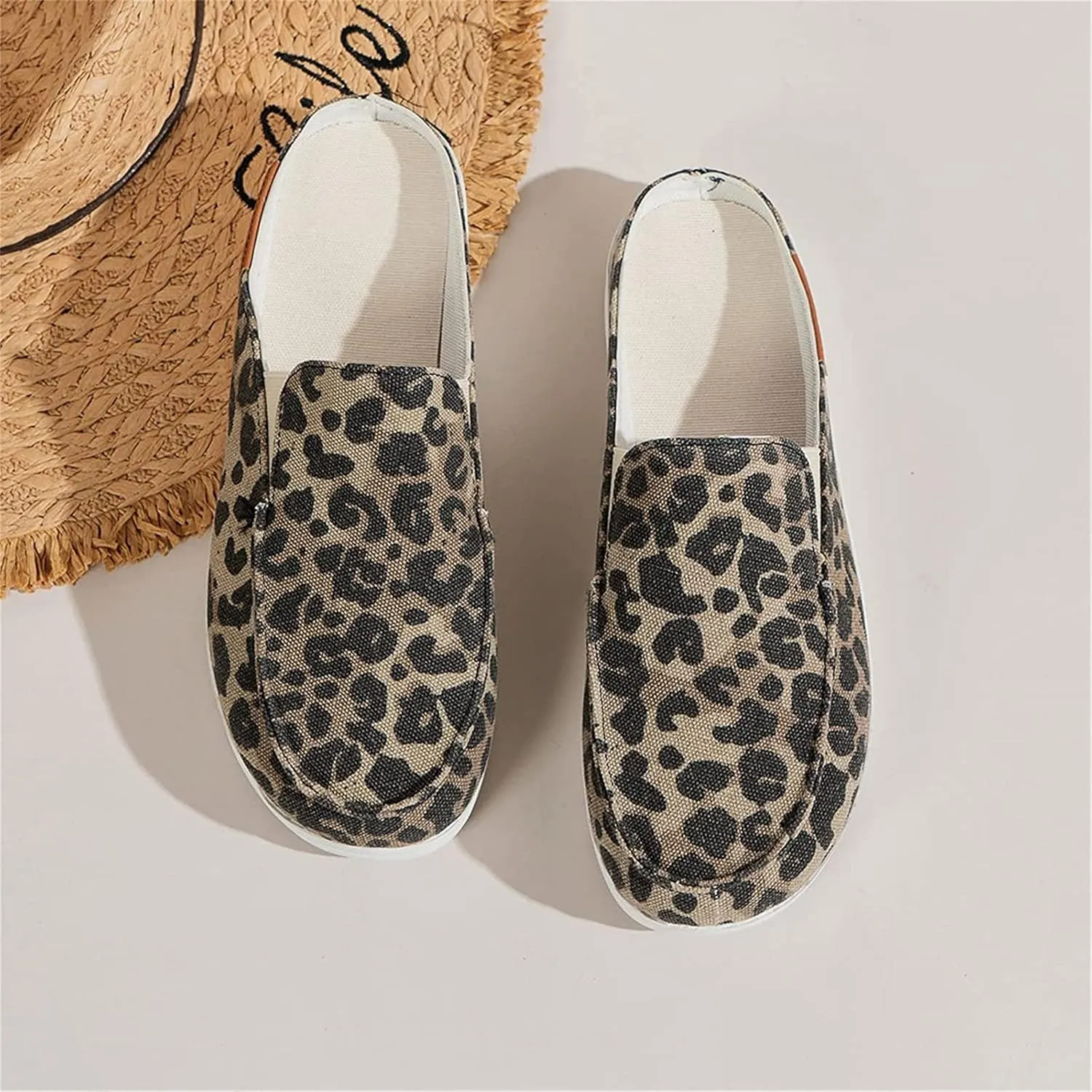 DOIX Women's Garden Clogs Sandals Casual Flats Canvas Slippers Slip on Mules Sneakers Loafer Shoes Summer Indoor Outdoor Anti-Slip Walking Shoes Memory Foam Padded,Leopard Print,US8/EU39