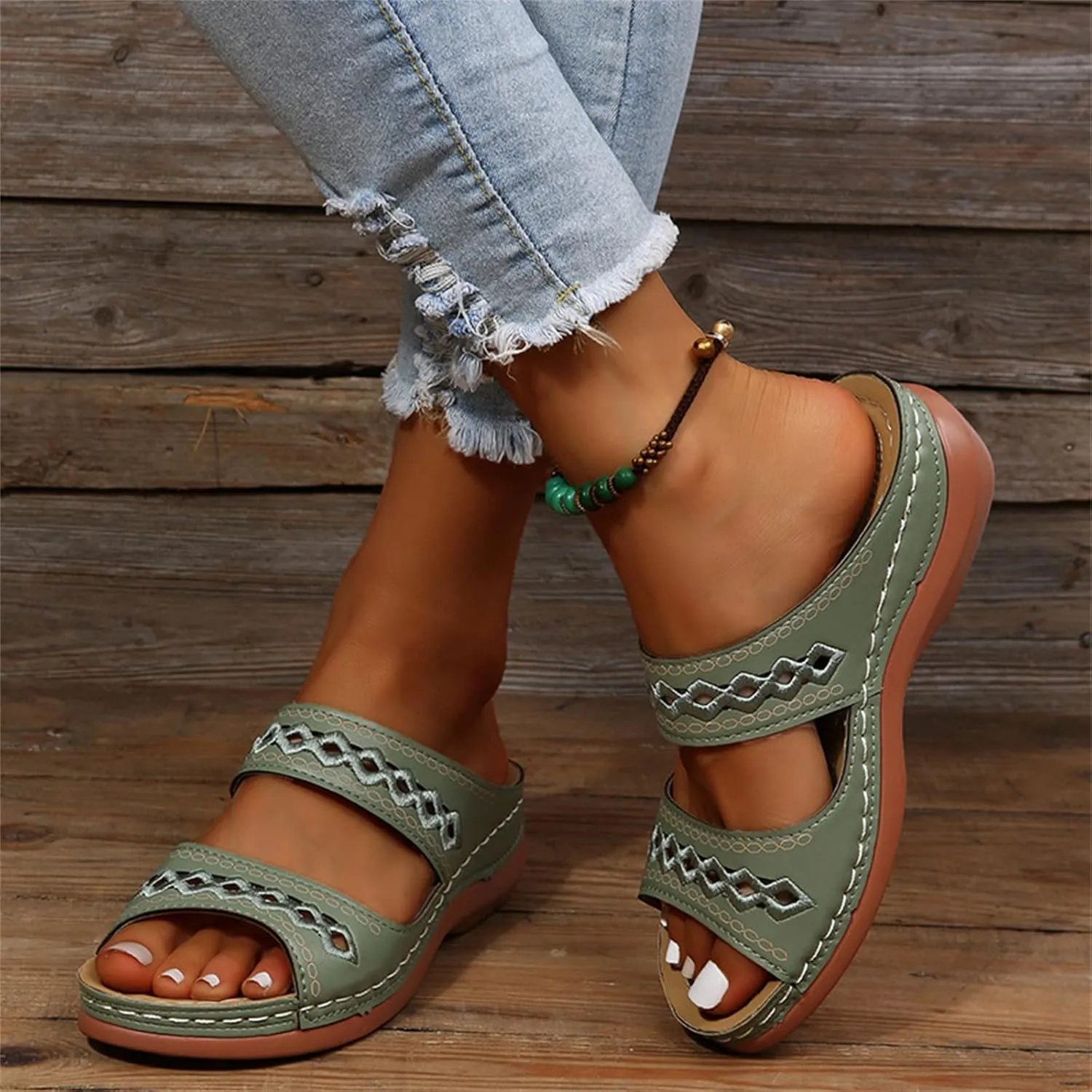 DOIX Women's Hollow Garden Clogs Sandals Casual Flats Embroidered Slippers Slip on Mules Loafer Shoes Summer Indoor Outdoor Anti-Slip Walking Shoes Memory Foam Padded,Green,US10/EU41
