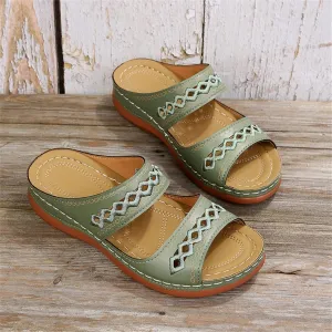 DOIX Women's Hollow Garden Clogs Sandals Casual Flats Embroidered Slippers Slip on Mules Loafer Shoes Summer Indoor Outdoor Anti-Slip Walking Shoes Memory Foam Padded,Green,US10/EU41