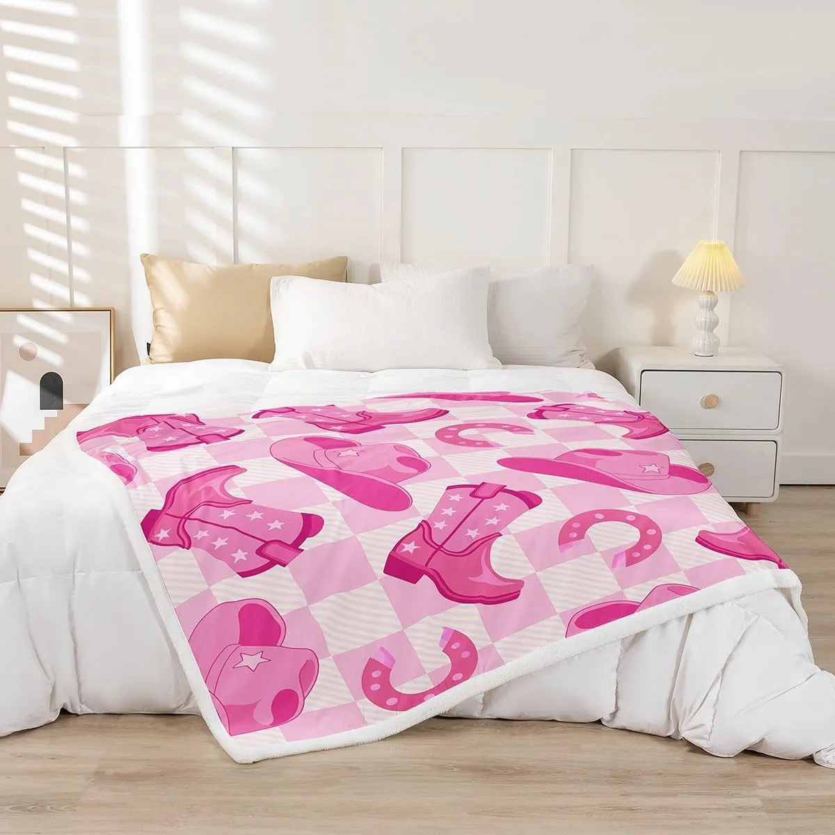 Erosebridal Kawaii Cowgirl Girls Throw Blanket Baby 30"X40" Western Decor Pink White Checkered Fleece Bed Blanket for Kids Women,Cowboy Hat Boots Horseshoe Sherpa Blanket,Cute Wild West Soft Blanket