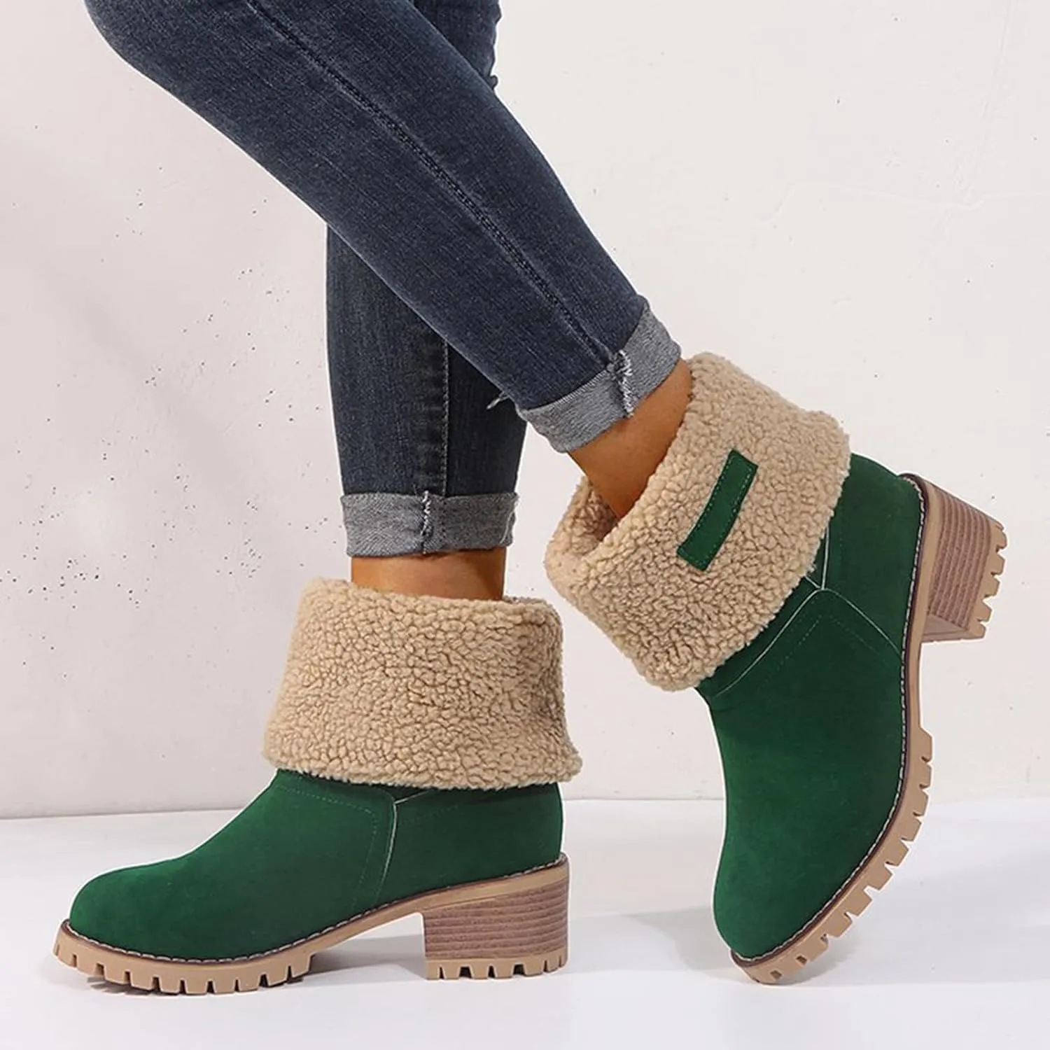 GUNIYIFS Womens Winter Snow Boots Chunky Heel Winter Boots Comfortable Slip On Suede Warm Snow Ankle Boots Outdoor Shoes