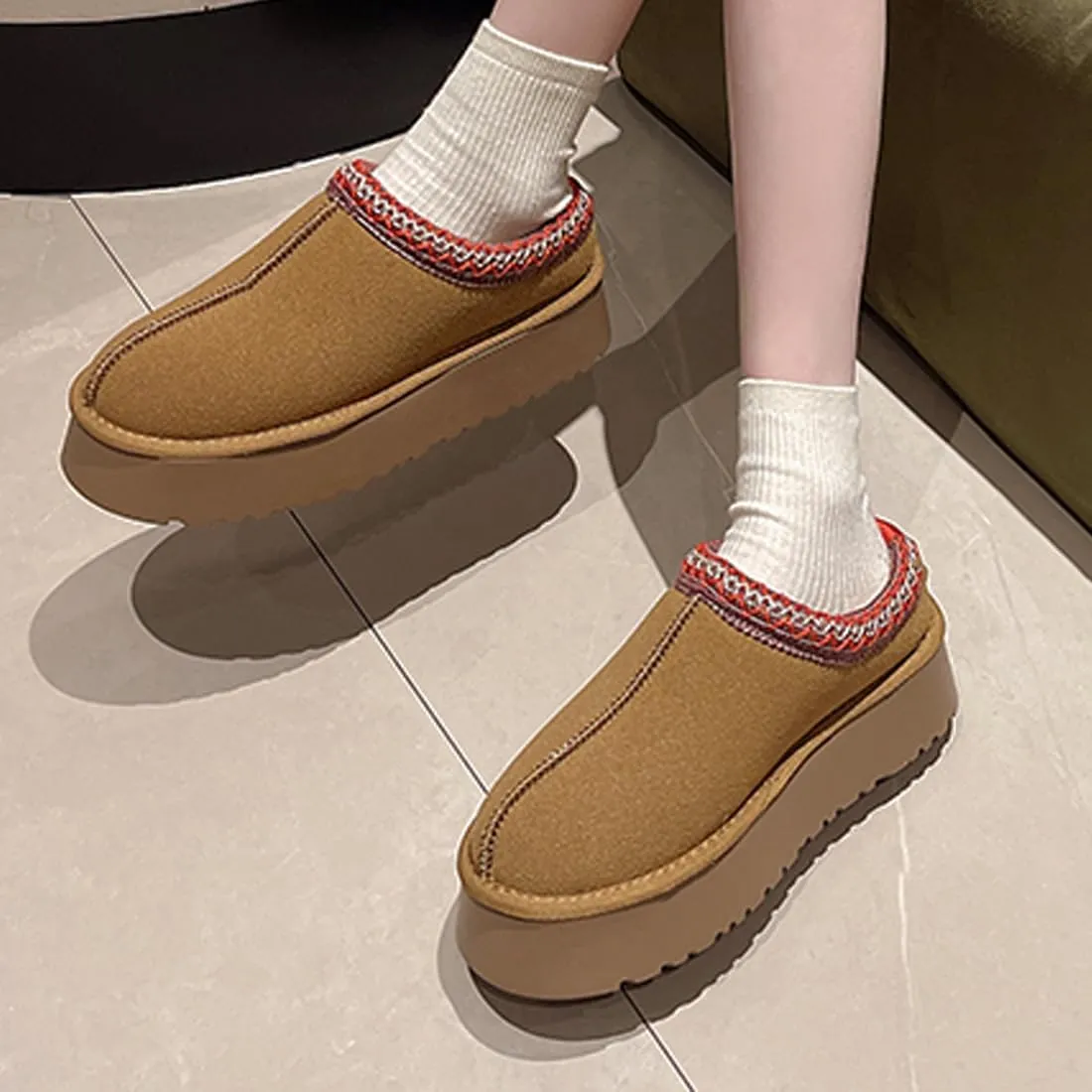 Harssidanzar Slippers For Women,Winter Fleece Lined Boots Anti-Slip Snow Platform Slippers Winter House Shoes Indoor and Outdoor KL507US