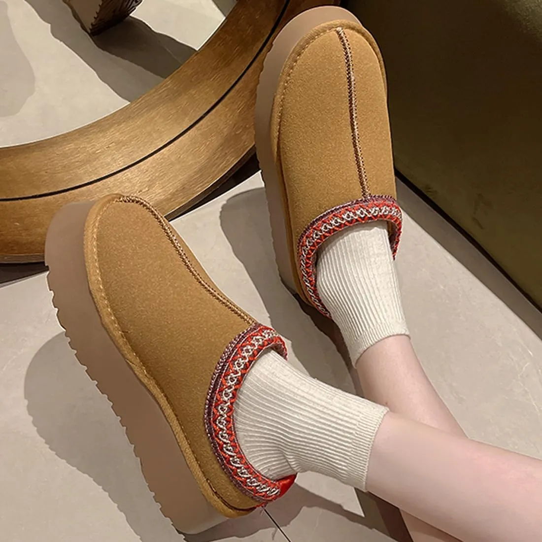 Harssidanzar Slippers For Women,Winter Fleece Lined Boots Anti-Slip Snow Platform Slippers Winter House Shoes Indoor and Outdoor KL507US
