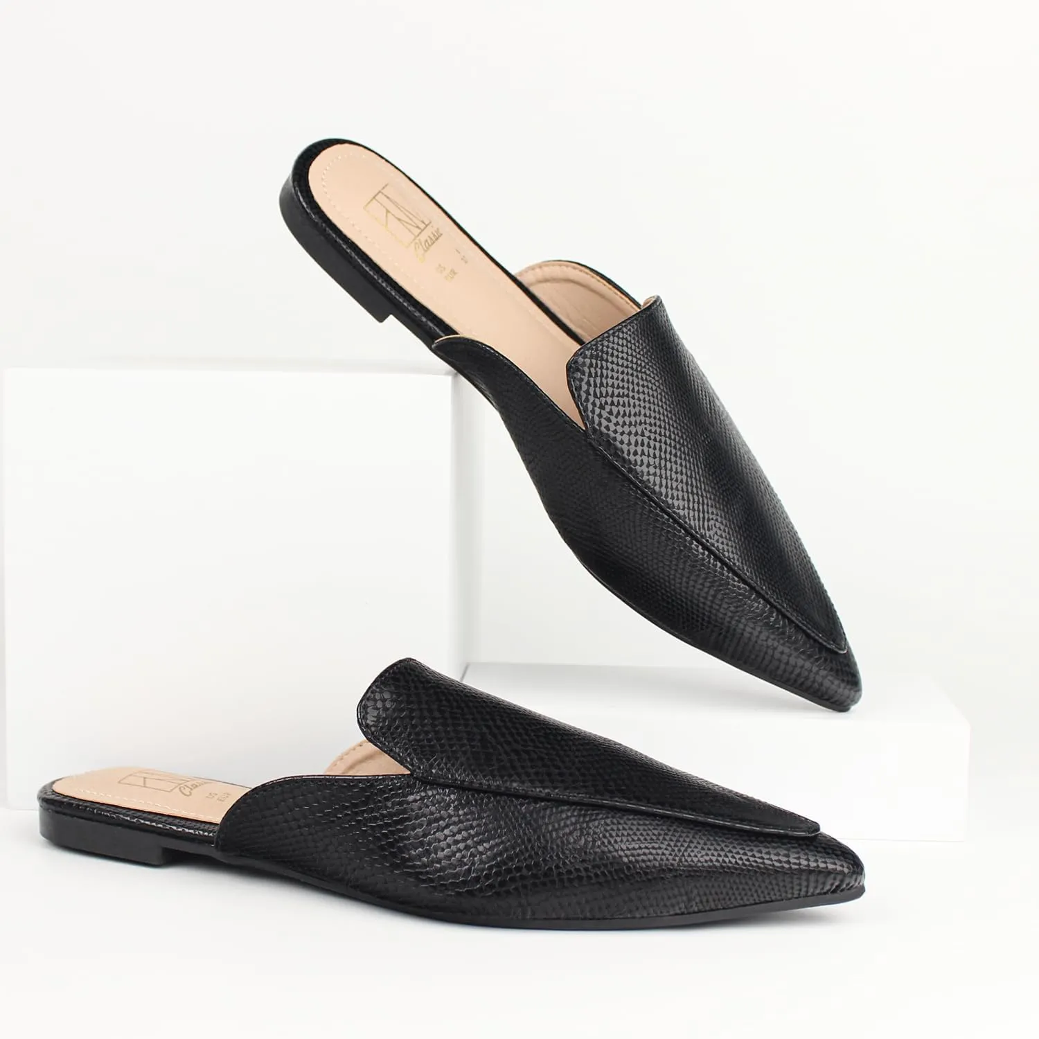 Hawkwell Women's Backless Slip on Slides Comfortable Loafer Shoes Flats Pointed Toe Mules