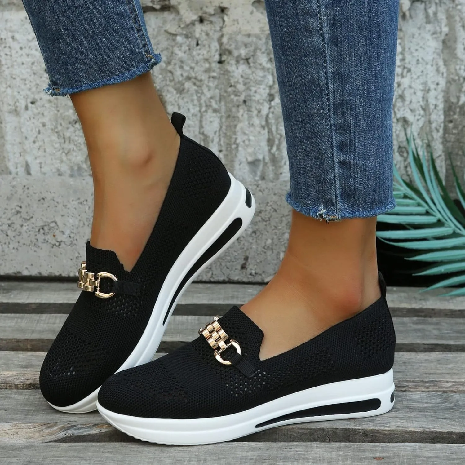 Loafers for Women Low Top Non Slip Shoes Classic Comfort Flat Fashion Sneakers with Metal Decor Ladies Slip On Casual Boat Shoes Mesh Breathable Elastic Tennis Sneakers for Gym Travel Daily Wear