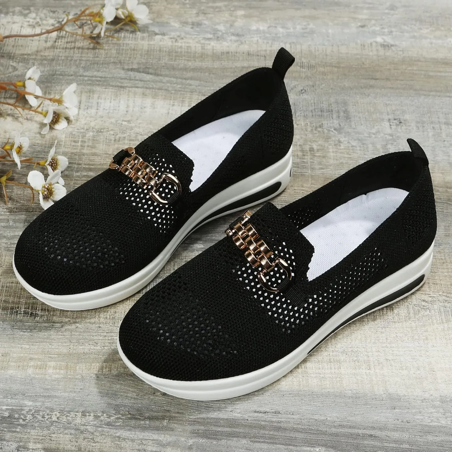 Loafers for Women Low Top Non Slip Shoes Classic Comfort Flat Fashion Sneakers with Metal Decor Ladies Slip On Casual Boat Shoes Mesh Breathable Elastic Tennis Sneakers for Gym Travel Daily Wear