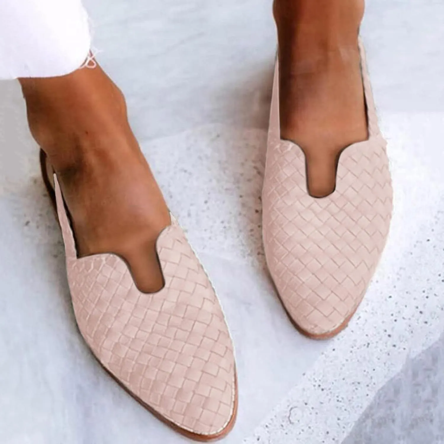 Low Heel Sandal for Women Summer Fashion Cutout Baotou Pointed Toe Closed Toe Weave Strap Buckle Casual Flat Sandalias Comfortable Slides Mules Shoes