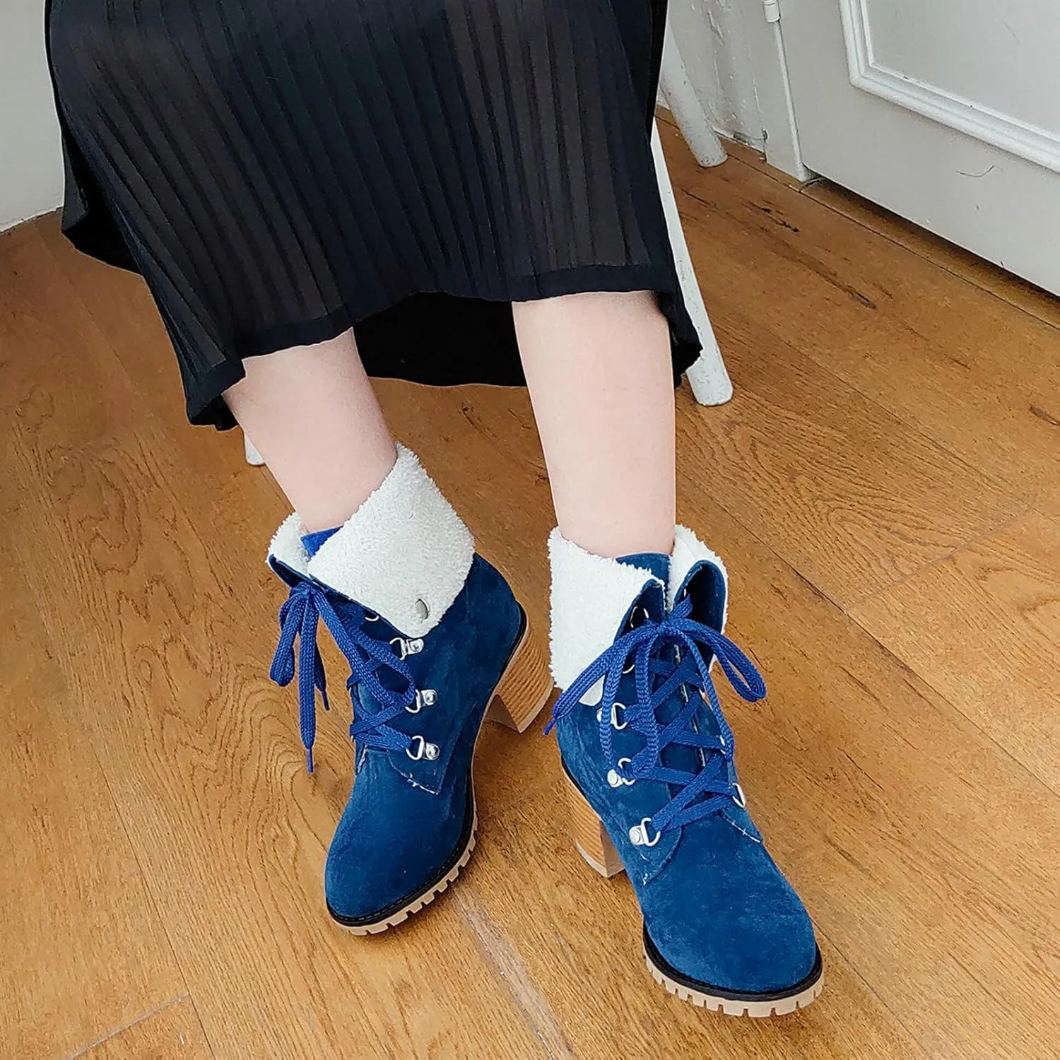 LUXMAX Women Lace Up Fold Over Ankle Boots Block Heel Winter Warm Booties