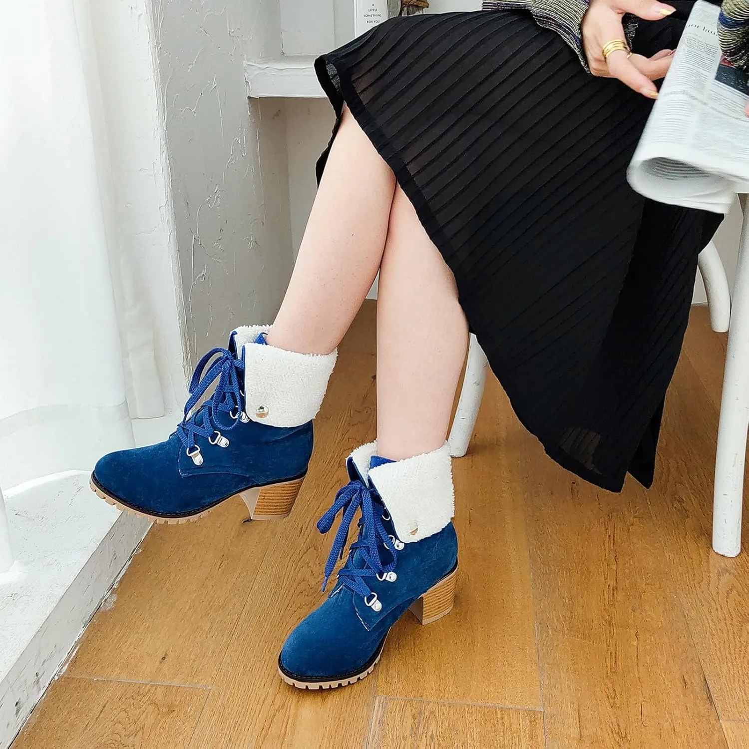 LUXMAX Women Lace Up Fold Over Ankle Boots Block Heel Winter Warm Booties
