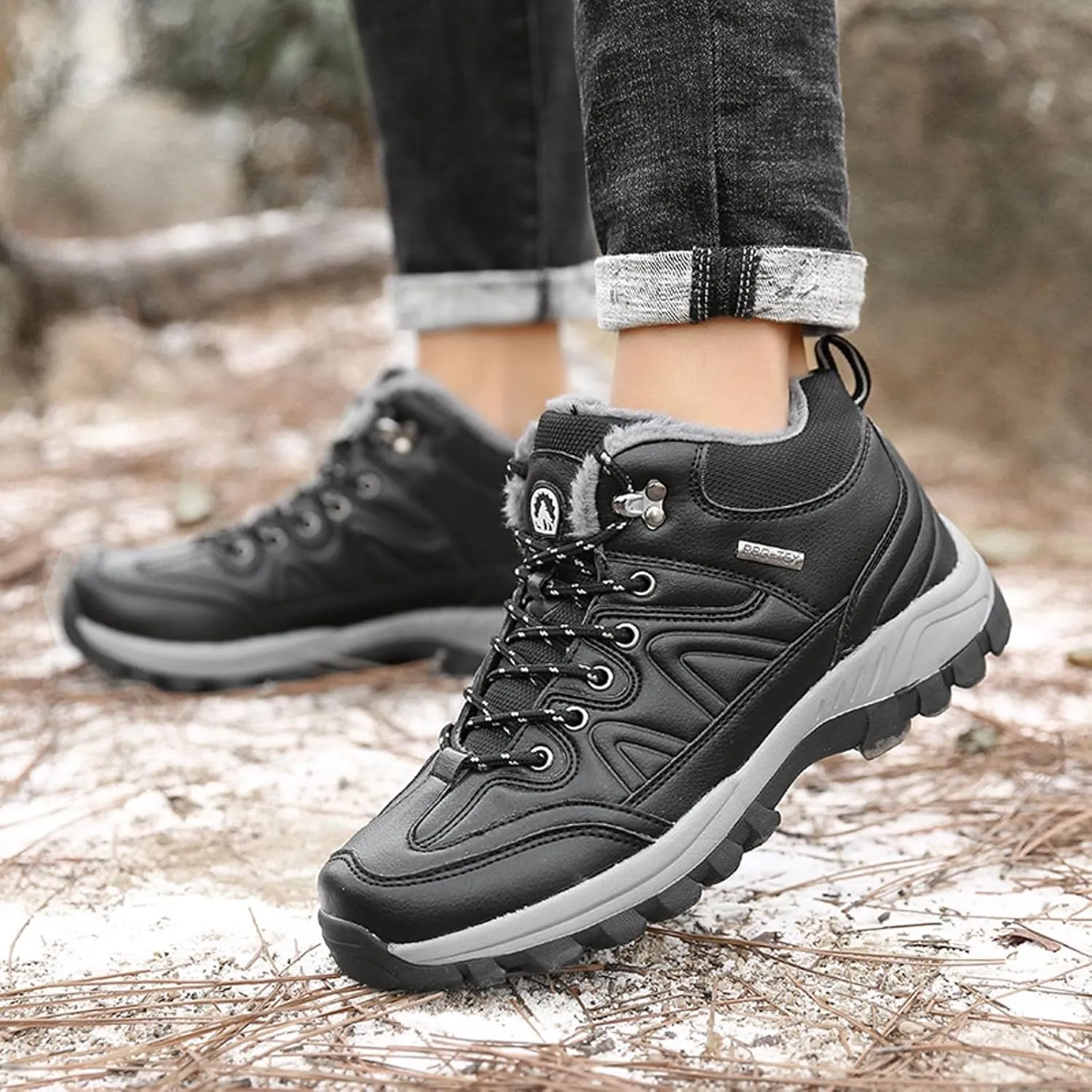 Men Winter Sneakers Outdoor Shoes Padded Warm Cotton Shoes Lightweight Hiking Shoes Large Size Shoes Men Casual Skater Men's