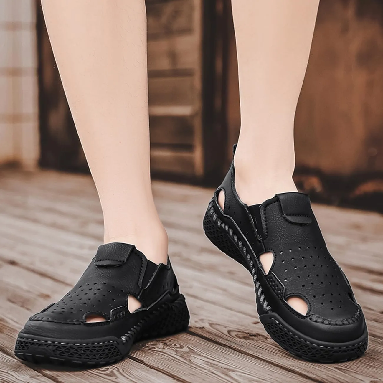 Men's Casual Leather Sandals Closed Toe Anti-Slip Outdoor Beach Shoes Lightweight Summer Hiking Sandals