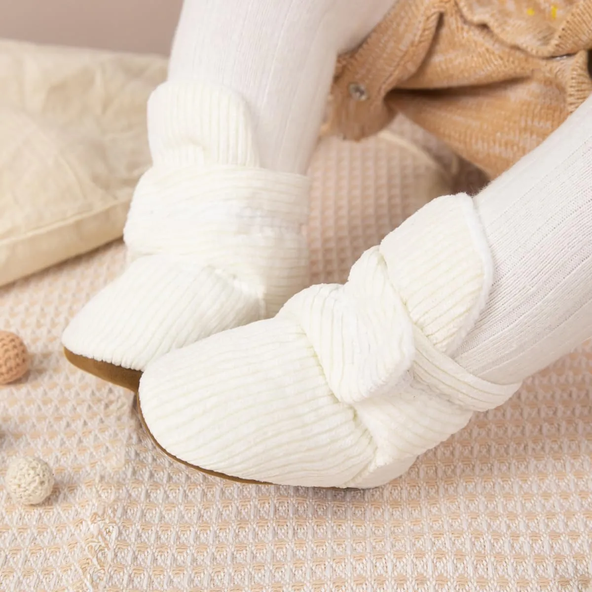 Miamooi Infant Baby Girls Boys Cotton Booties Newborn Winter Warm Fleece Cozy Slippers Toddler Non-Slip Ankle Boots First Walker Crib House Socks Shoes 3-18 Months