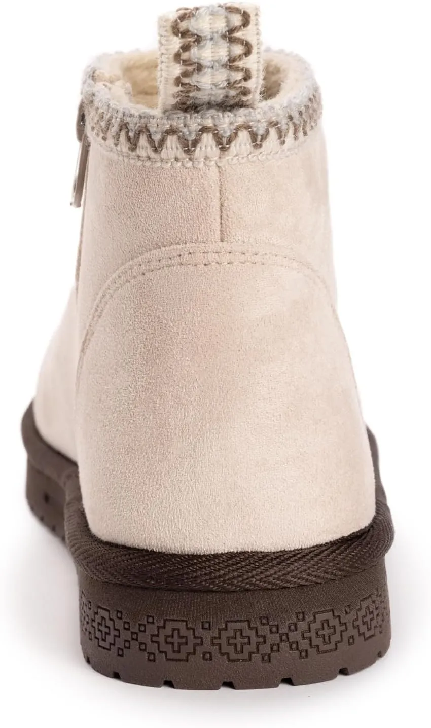 MUK LUKS Women's Larissa Boot