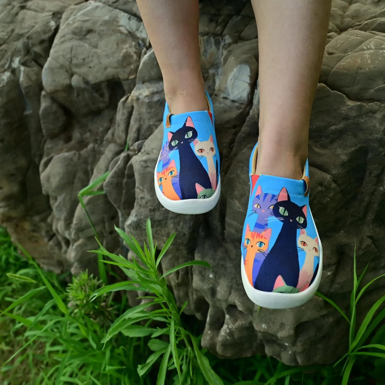 Painted Art Shoes Women's Travel Shoes Slip On Loafers CanvasLightweight Comfort Fashion Soft Walking Shoes