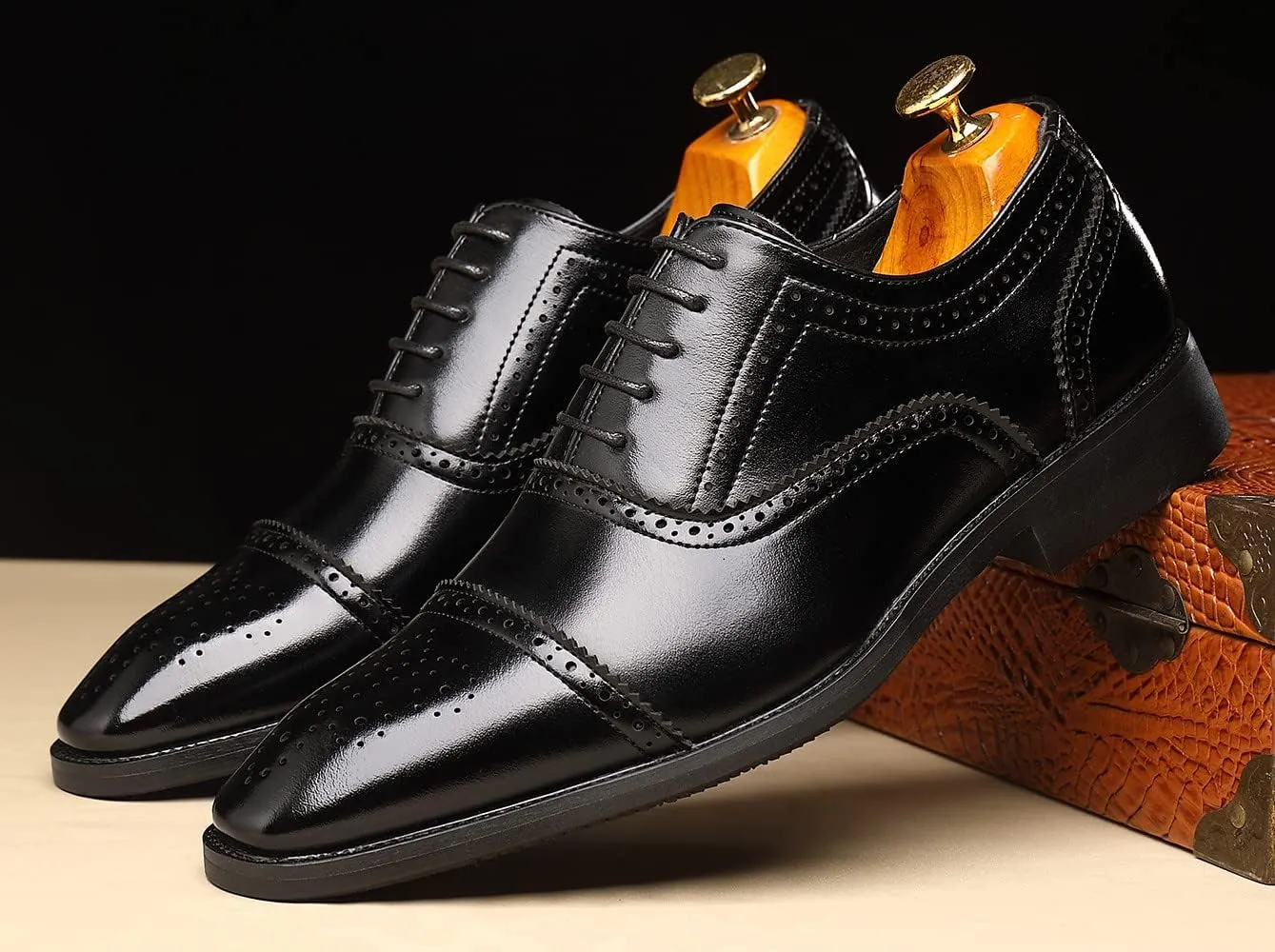 Santimon Men's Casual Dress Shoes Cap Oxfords Faux Leather Tuxedo Dress Shoes Classic Lace-up Formal Derby Loafers