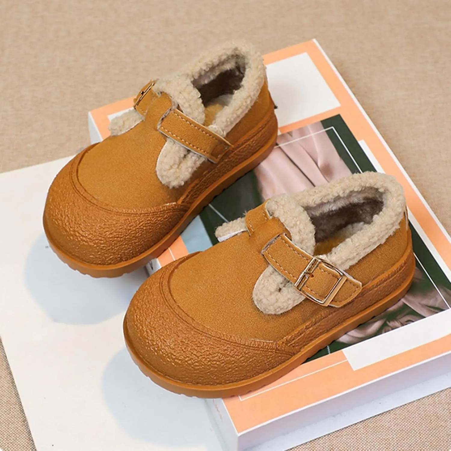 Snow Sneakers for Boys Girls, Suede Platform Warm F𝘂r Lined Fashion Slip-on Comfortable Winter Flat Creature Boots