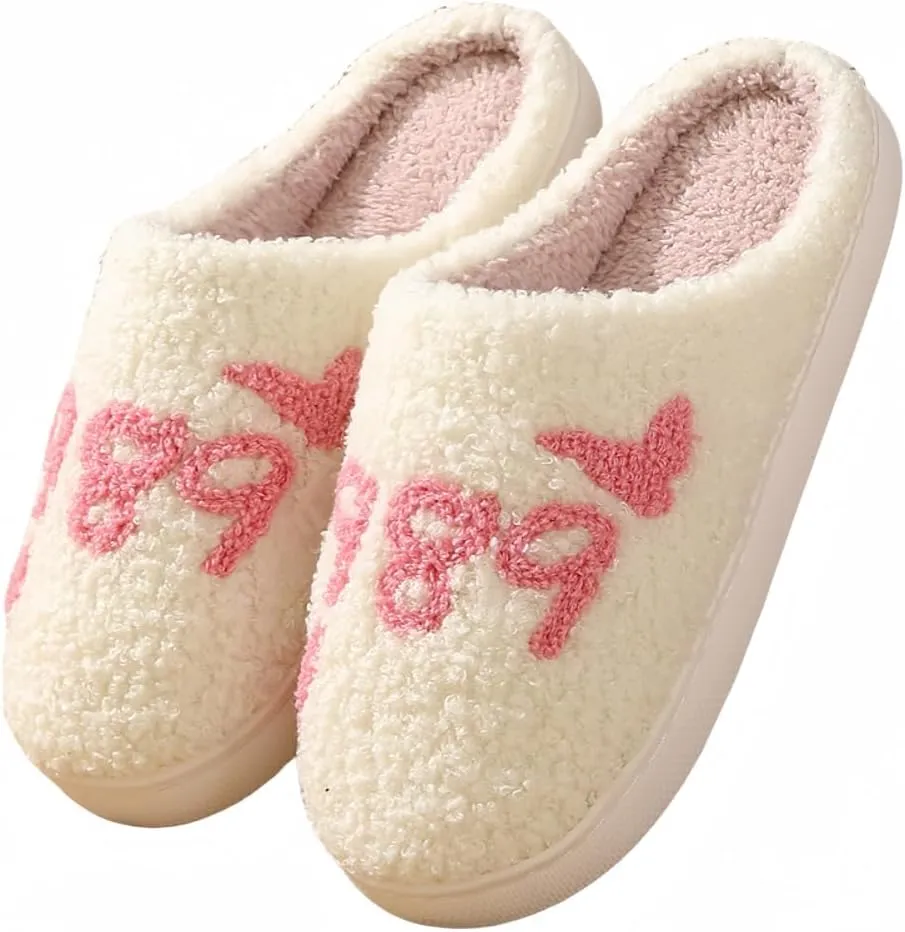 Women Home Slippers Cute Pattern Strawberry Slippers Indoor Outdoor Plaid Shoes Warm Soft Bedroom Shoes Fuzzy Closed Toe Sandals Non Slip House Bedroom Slippers