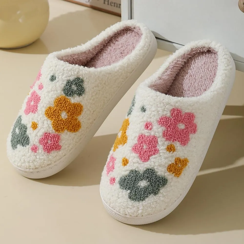 Women Home Slippers Cute Pattern Strawberry Slippers Indoor Outdoor Plaid Shoes Warm Soft Bedroom Shoes Fuzzy Closed Toe Sandals Non Slip House Bedroom Slippers