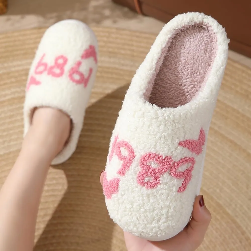 Women Home Slippers Cute Pattern Strawberry Slippers Indoor Outdoor Plaid Shoes Warm Soft Bedroom Shoes Fuzzy Closed Toe Sandals Non Slip House Bedroom Slippers