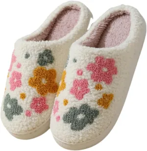 Women Home Slippers Cute Pattern Strawberry Slippers Indoor Outdoor Plaid Shoes Warm Soft Bedroom Shoes Fuzzy Closed Toe Sandals Non Slip House Bedroom Slippers