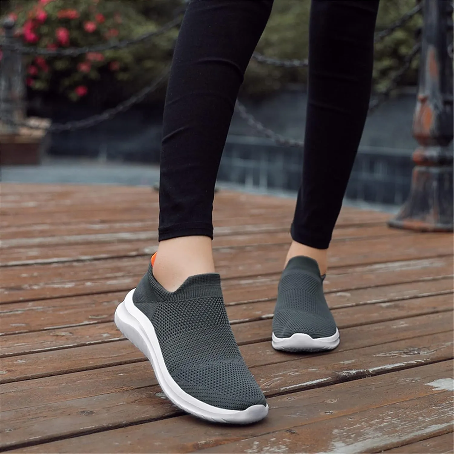 Women's Athletic Walking Shoes Slip On Casual Mesh Non Slip Work Shoes Women Arch Support Casual Dress Shoes White Sneakers Steel Toe Tennis Shoe Trainers Shoe