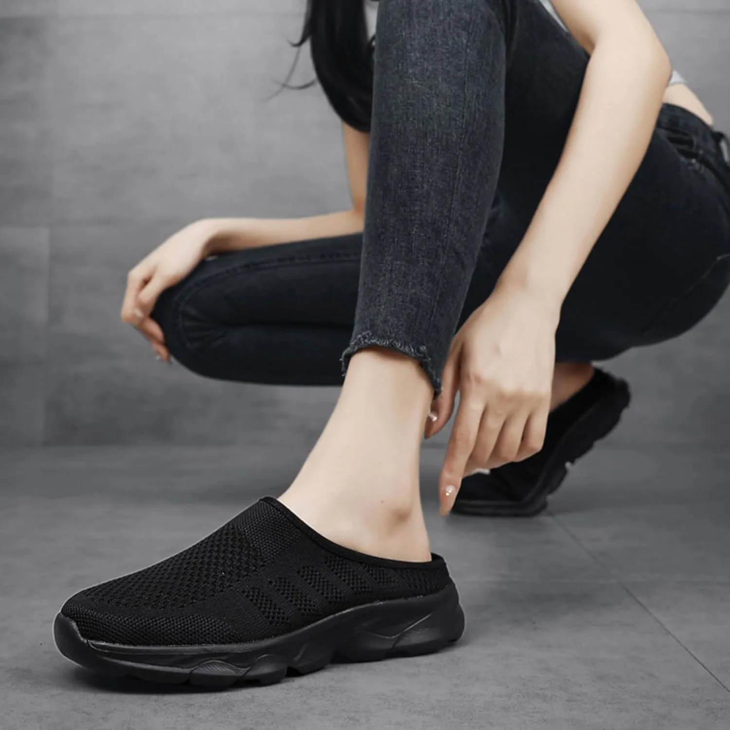 Women's Mesh Anti-Slip Orthopedic Mules Culgs Breathable Comfortable Summer Round Closed Toe Slip-on Stretch Soft Sole Hollow Out Casual Slippers for Walking Party Outdoor