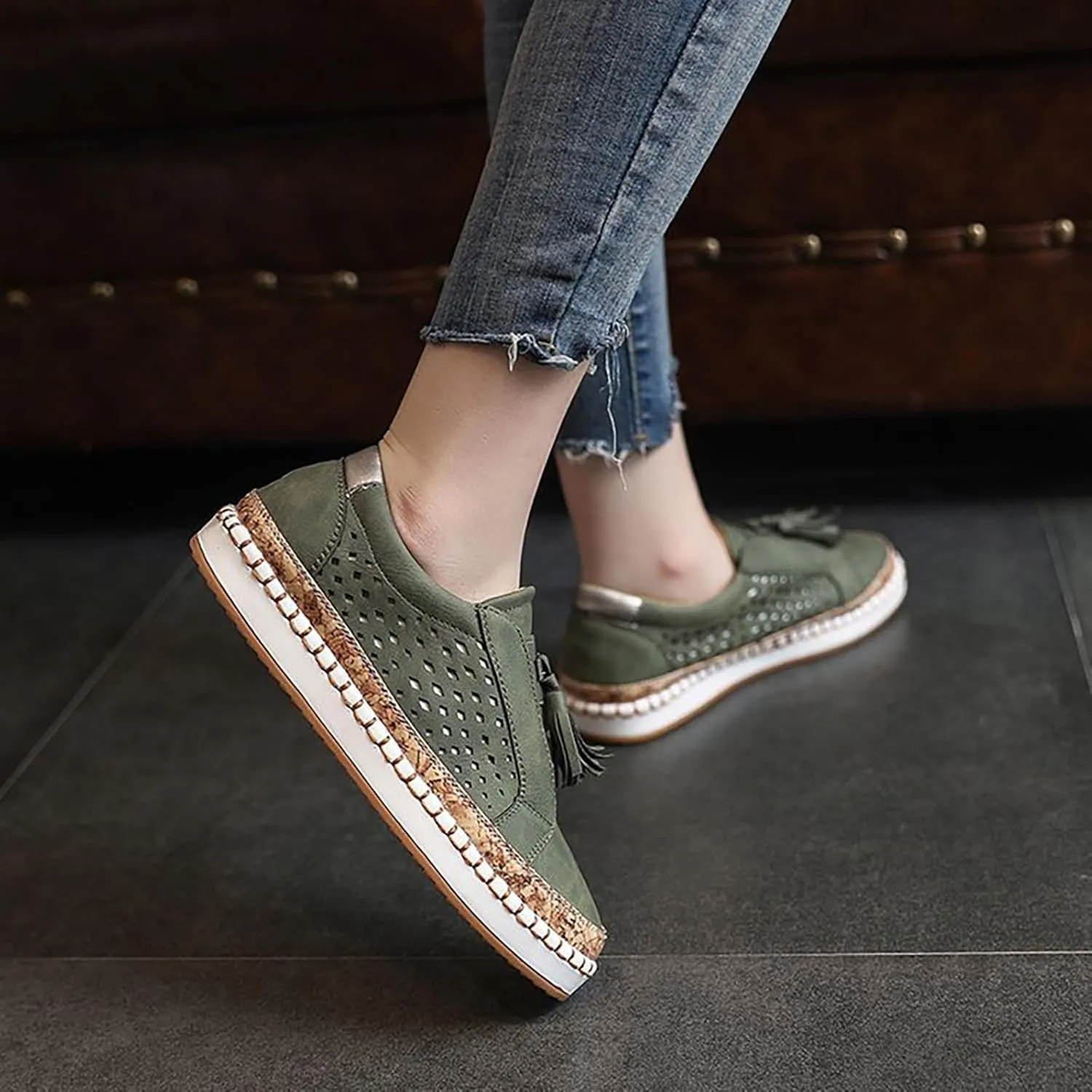 Womens Orthopedic Diabetic Walking Sneakers Slip On Shoes with Arch Support Comfortable Casual Loafers Plantar Fasciitis Relief Foot Pain