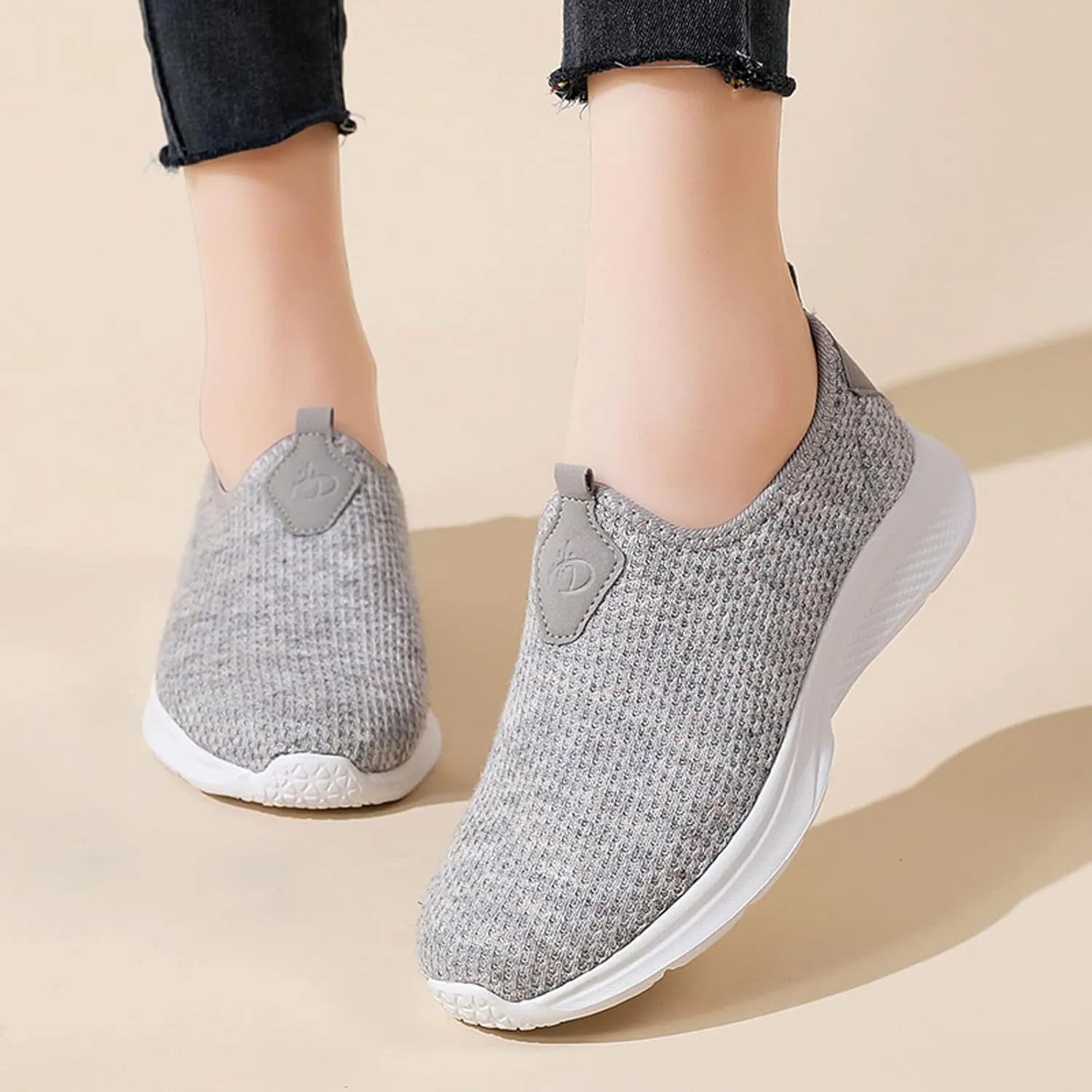 Womens Slip On Walking Shoes Lightweight Breathable Non Slip Non Slip Work Shoes Women High Top Casual Work Shoes Brown Sneakers Steel Toe Tennis Shoe Loafers Dress Shoe