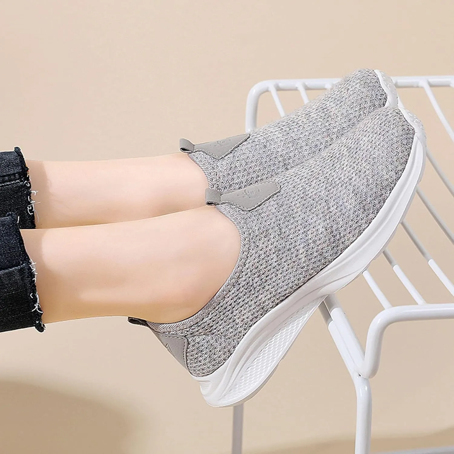 Womens Slip On Walking Shoes Lightweight Breathable Non Slip Non Slip Work Shoes Women High Top Casual Work Shoes Brown Sneakers Steel Toe Tennis Shoe Loafers Dress Shoe