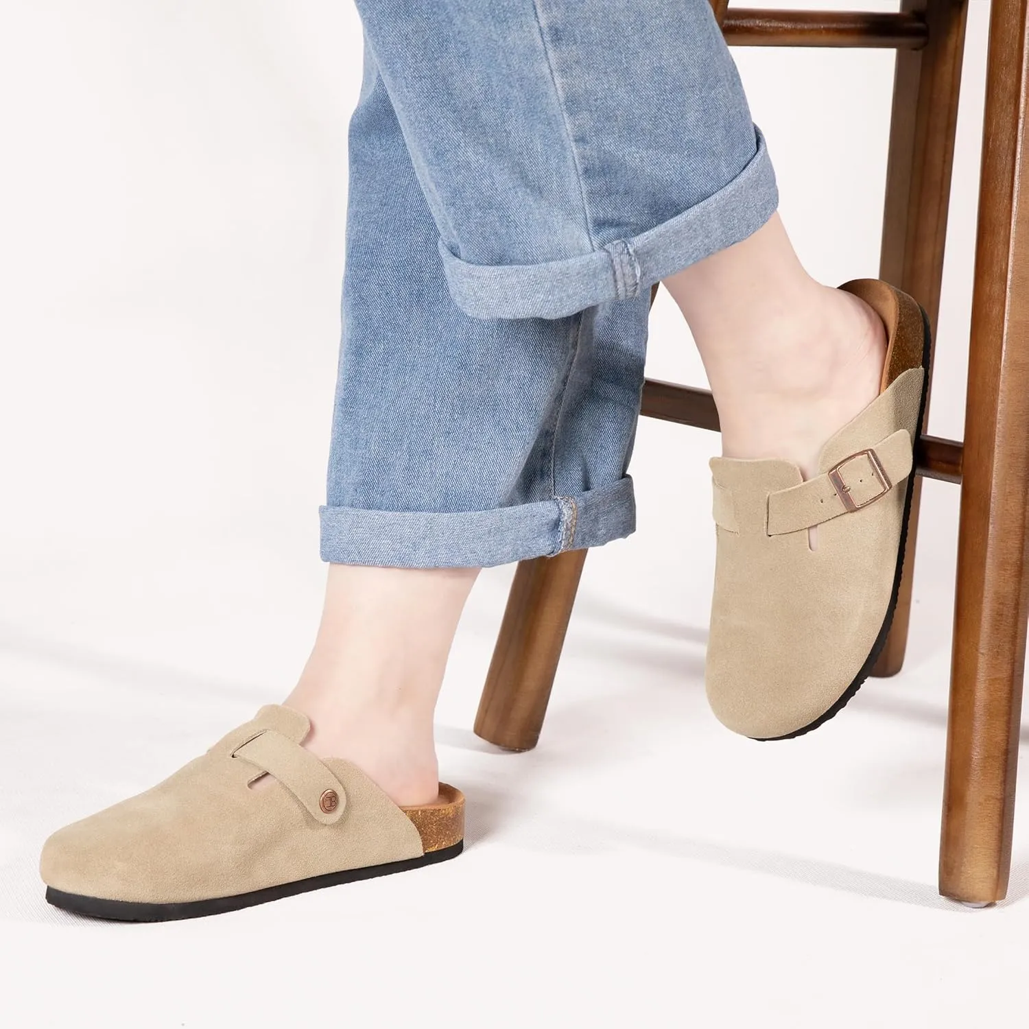 Women's Suede Clogs Men's Slip-On Mules Non-Slip Potato Shoes Arch Support Sandals with Adjustable Buckle for Indoor & Outdoor Use