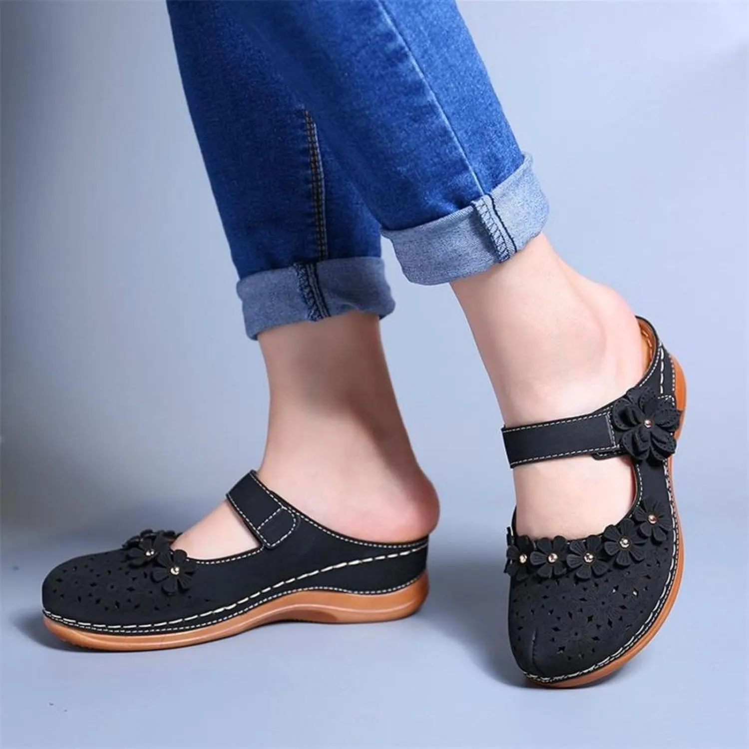 Womens Summer Slipper PU Leather Comfort Mules Outdoor Beach Shoes Vintage Antil Slip Wedge Flowers Sandals Clogs SandalsWidth Mesh Slippers Breathable Walking Sneakers Slip-On Back Mule