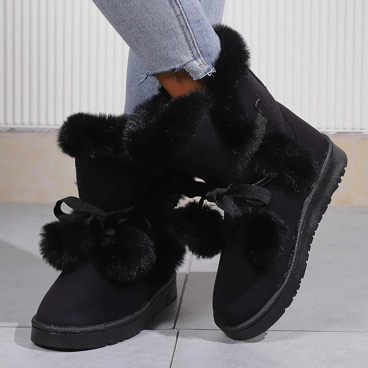 WUIWUIYU Women's Cute Pom-pom Lace Up Fur Winter Snow Boots Sweetheart Princess Fluffy Boots